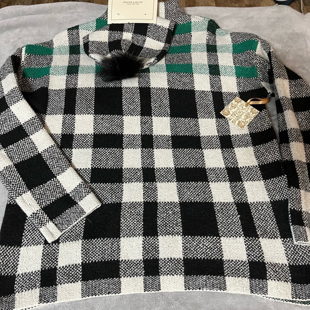 Christina Siriano Sweater & Hat